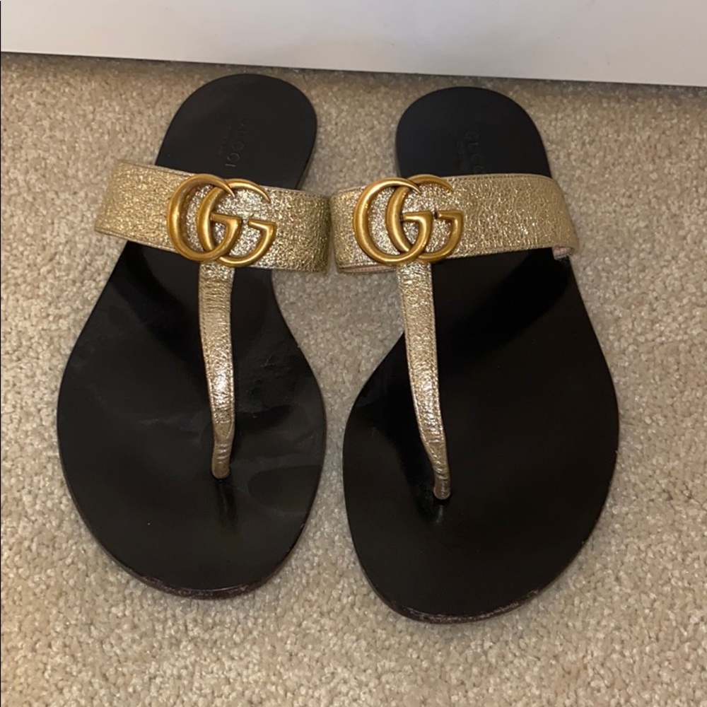 Women’s Gucci sandals